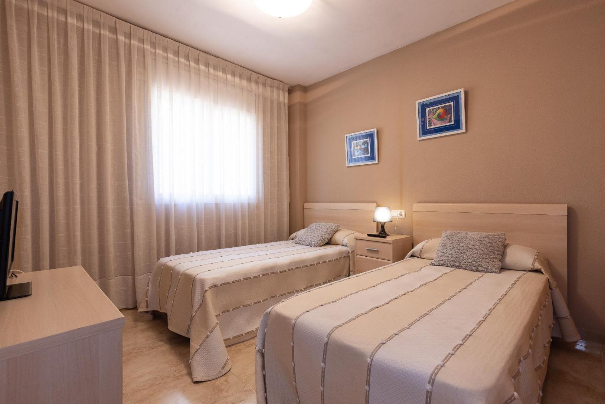 Uhc Golden Pineda Apartments La Pineda Zewnętrze zdjęcie