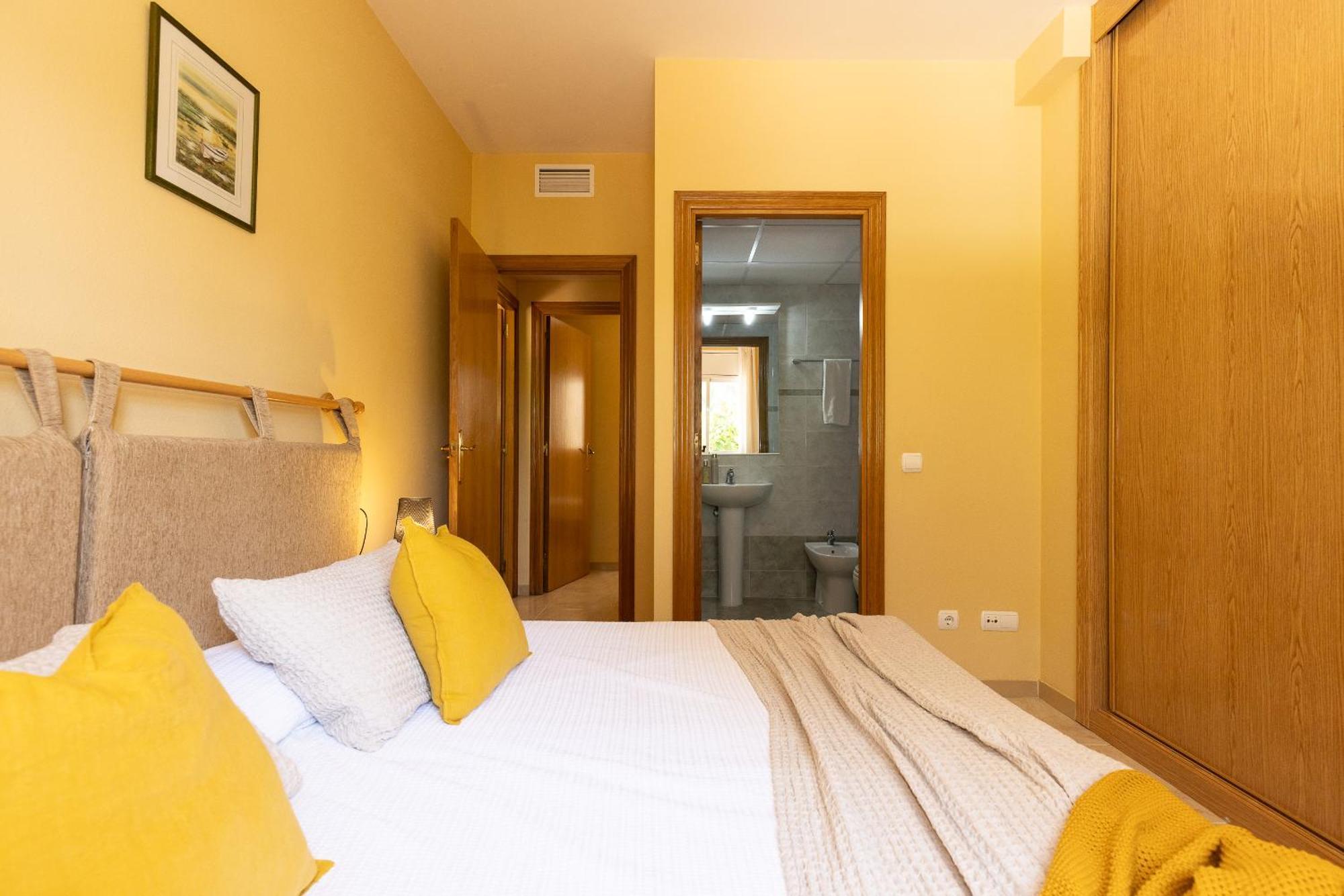 Uhc Golden Pineda Apartments La Pineda Pokój zdjęcie
